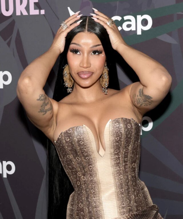 1031_cardib_01-854x1024.jpg