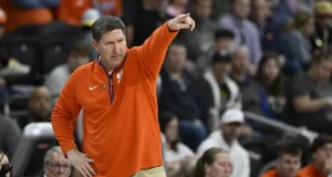 Clemson flexibilizará a profundidade com grande rotação vs. Gardner-Webb