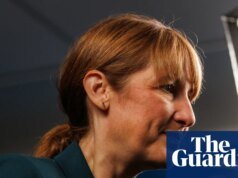 Rachel Reeves considera imposto de 20% sobre os bens de pessoas que decidem deixar o Reino Unido