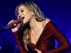 A nova música assustadora de Kelsea Ballerini expõe a solidão que o feminismo esqueceu